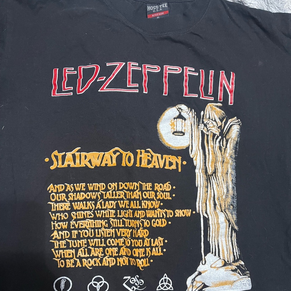 T-shirt